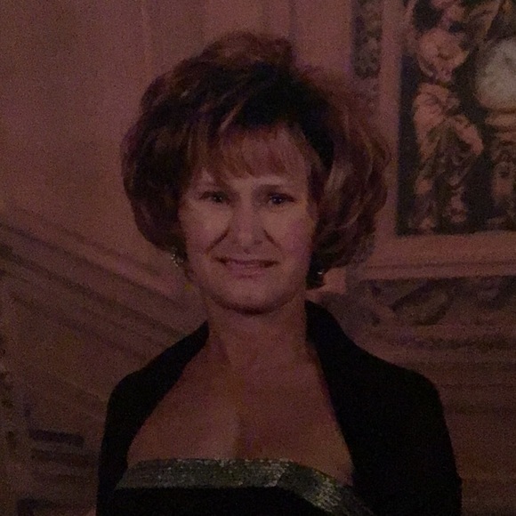 Meet your Posher, Linda - Picture 2 of 2